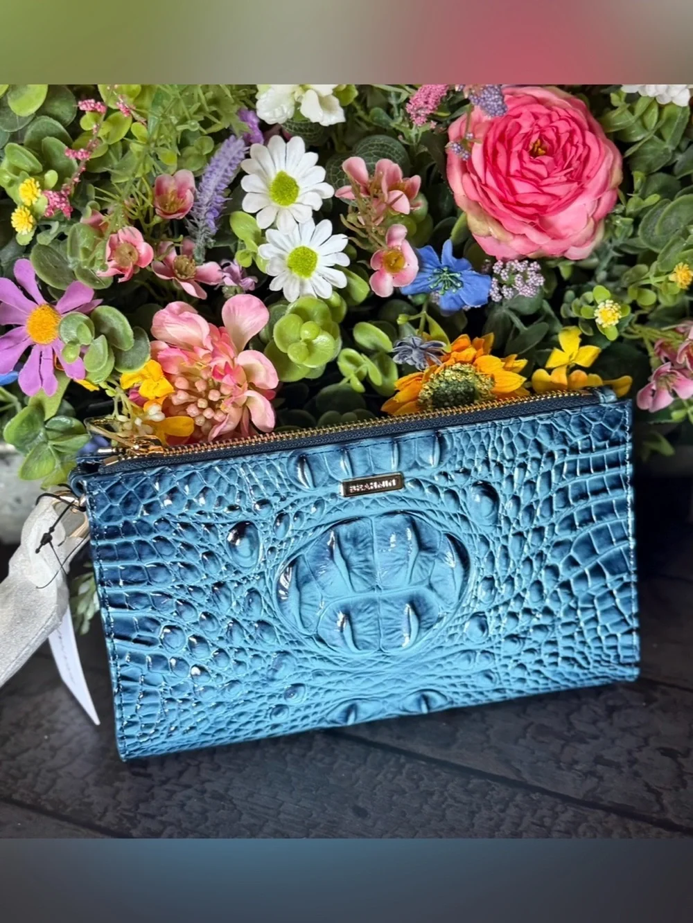 HTF Brahmin Adia Retro BLUE 2x EYES Wristlet Clutch Wallet NWT SIMILAR TO DAISY